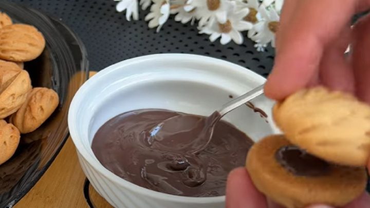 Slepované ořechy s hořkou čokoládou