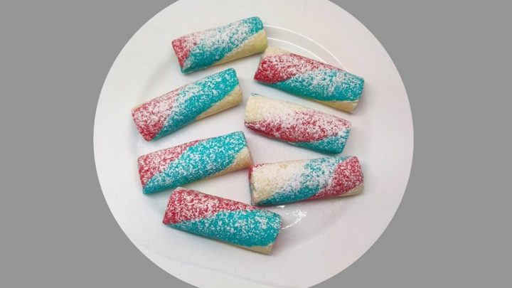 Kokosové suky z tříbarevného těsta