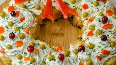 Slaný vánoční věnec s lososem