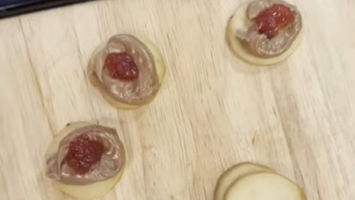 Kokosky s nutellovým krémem a džemem