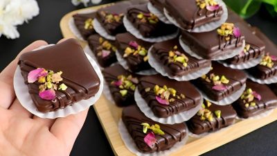 Dubajské cukroví v čokoládě s pistáciemi