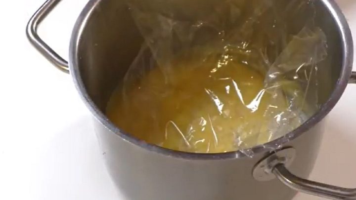 Hvězdičky s vaječným likérem a vanilkou