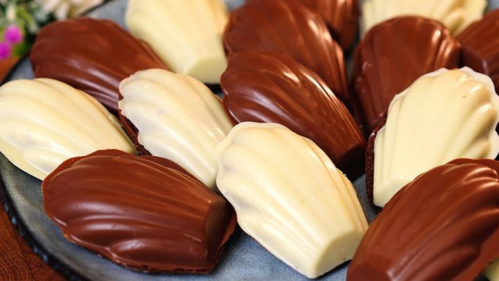 Kakaové madlenky dvou barev