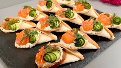 Lososové jednohubky s koprem