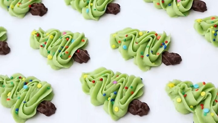 Křehké vánoční stromečky s vanilkou