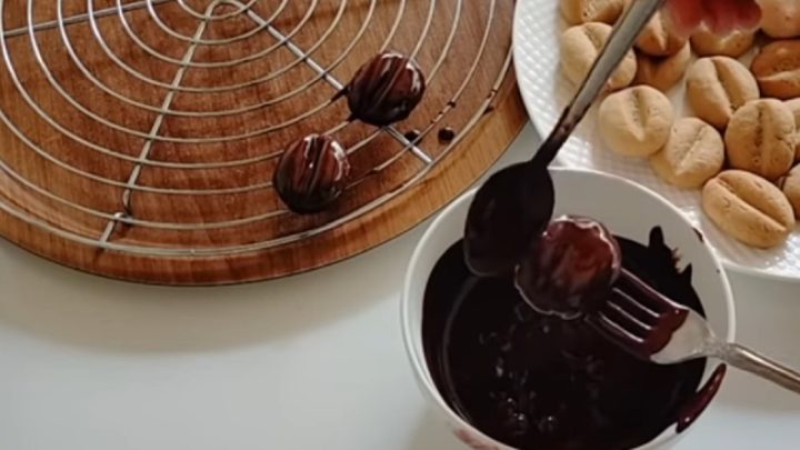 Pečená kávová zrna s čokoládou