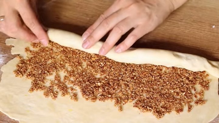 Mandlové cukroví ze smetanového těsta