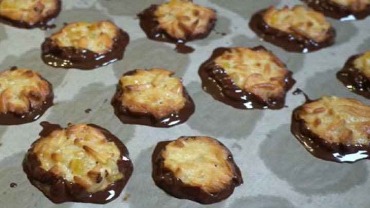 Šlehačkové marokánky s čokoládovou polevou