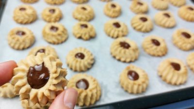 Stříkané cukroví s čokoládou a kávou