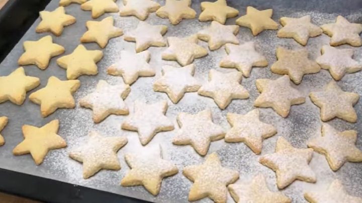 Zasněžené hvězdičky s vanilkou a kokosem