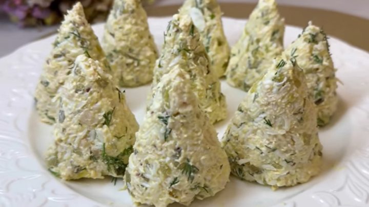 Slané vánoční stromečky s koprem