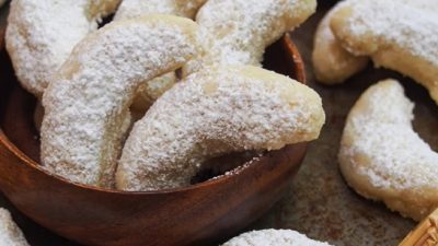 Německé vanilkové rohlíčky s mandlemi