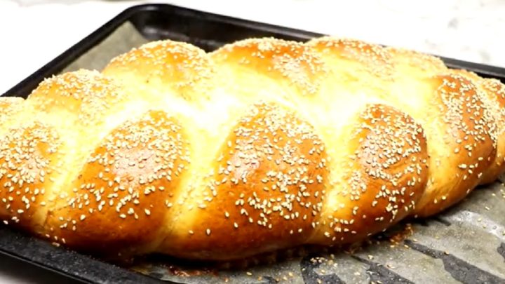 Jednoduchá vánočka ze 3 pramenů