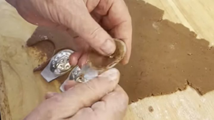 Vánoční ořechy plněné krémem