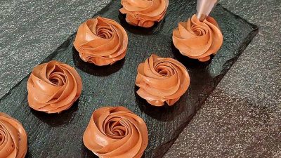 Rychlý čokoládový krém ze 2 ingrediencí