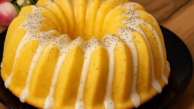 Citrónová bábovka s cukrovou polevou