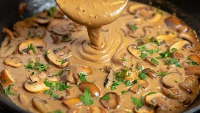 Mleté maso se žampiony a petrželkou