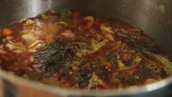 Snadná tukožroutská polévka s rajčaty