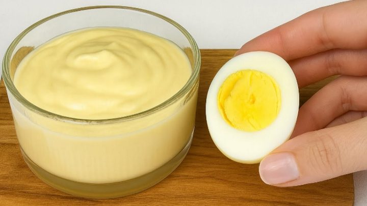 Majonéza z vařených vajec a hořčice Majonéza z vařených vajec a hořčice