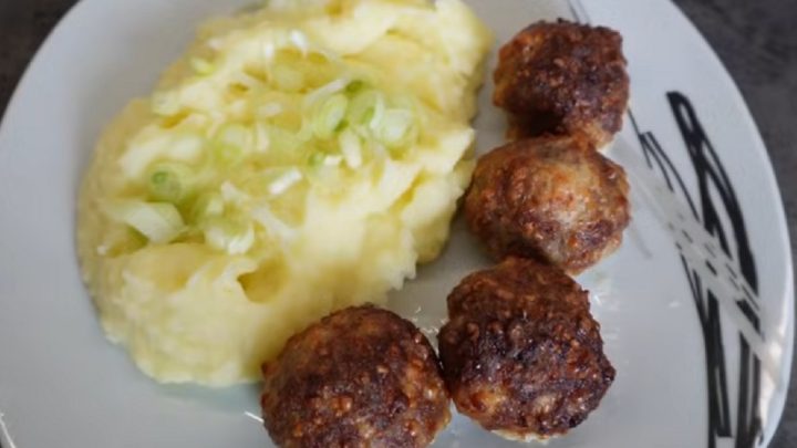 Rychlé masové koule se sýrem