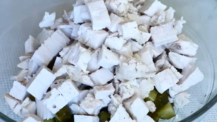 Rychlý salát s kuřecím masem