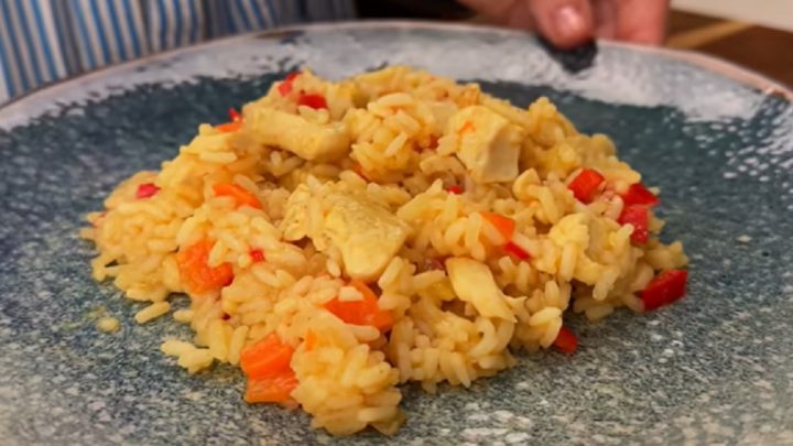 Rizoto s kuřecím masem a zeleninou