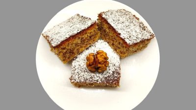 Rychlé ořechové řezy na plech