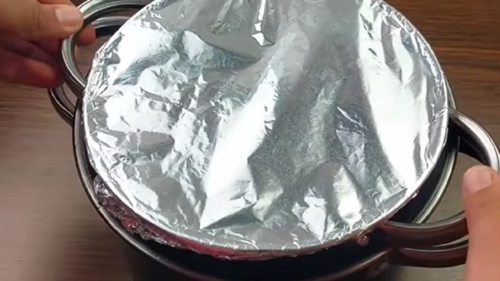 Italský banánový dort s karamelem