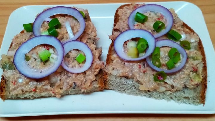 Pikantní pomazánka z pečeného vepřového masa