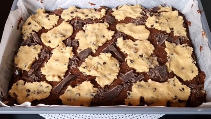 Cookies koláč ze 2 druhů těsta