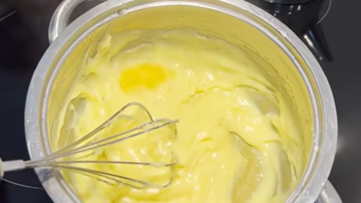 Klasické žloutkové věnečky s krémem