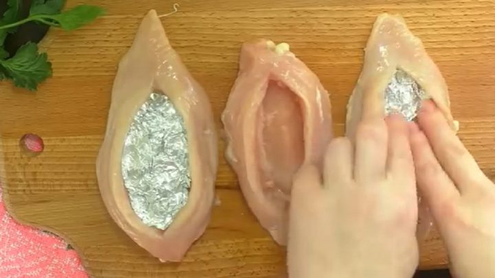 Kuřecí lodičky plněné sýrovou směsí