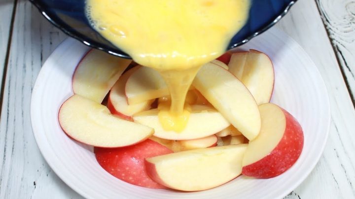 Kynuté buchty z jablečného těsta Kynuté buchty z jablečného těsta