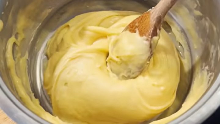 Klasické žloutkové věnečky s krémem