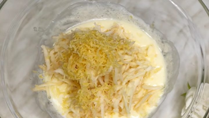 Rychlé jablečné lívance se skořicí