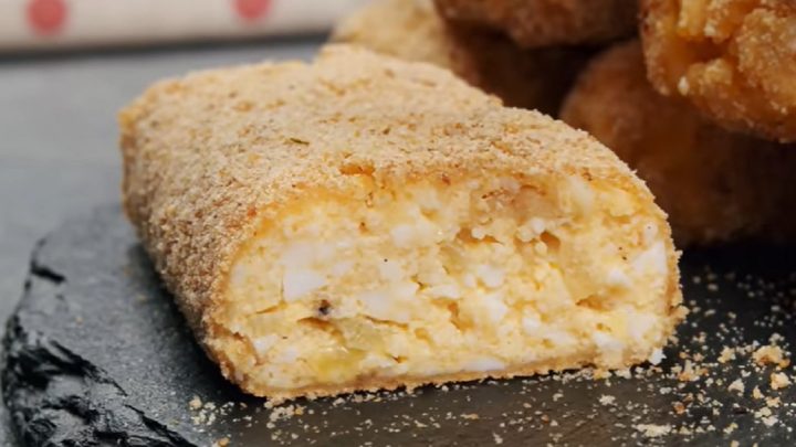 Vaječné nugetky se sýrem ve strouhance