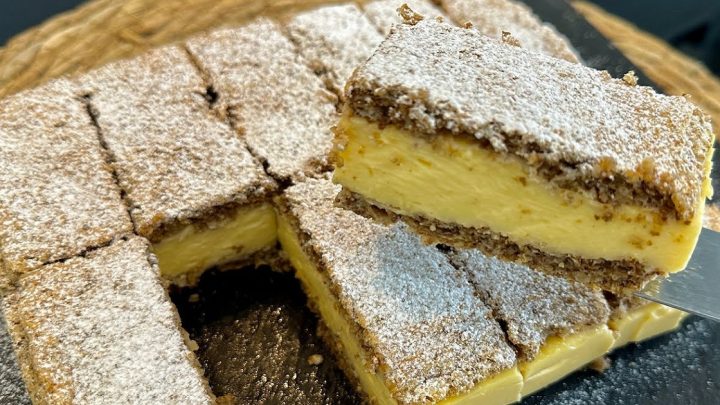 Ořechové řezy se žloutkovým krémem