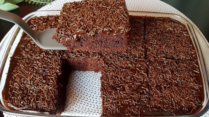 Čokoládový koláč „8 lžic“ s vanilkou