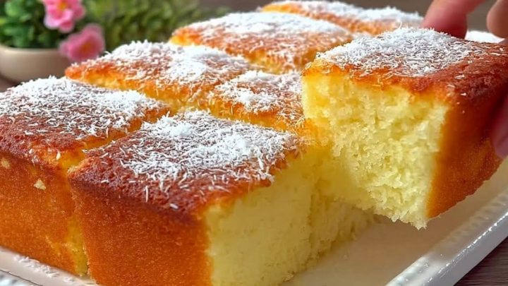 Rychlá citrónová buchta s kokosem Rychlá citrónová buchta s kokosem