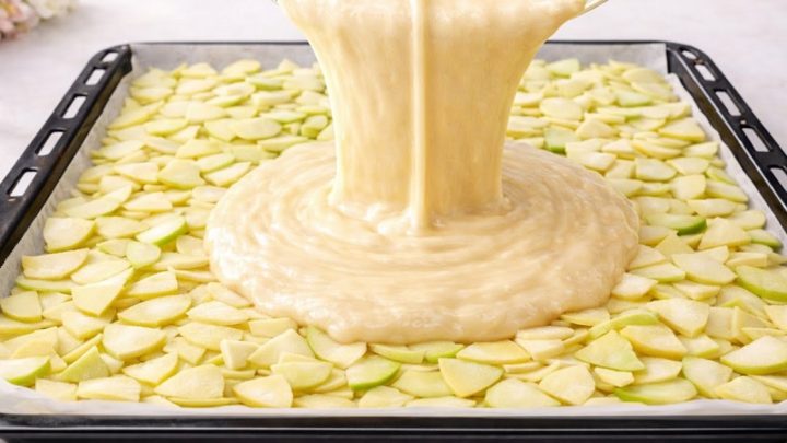 Rychlá jablečná roláda jen z 6 ingrediencí