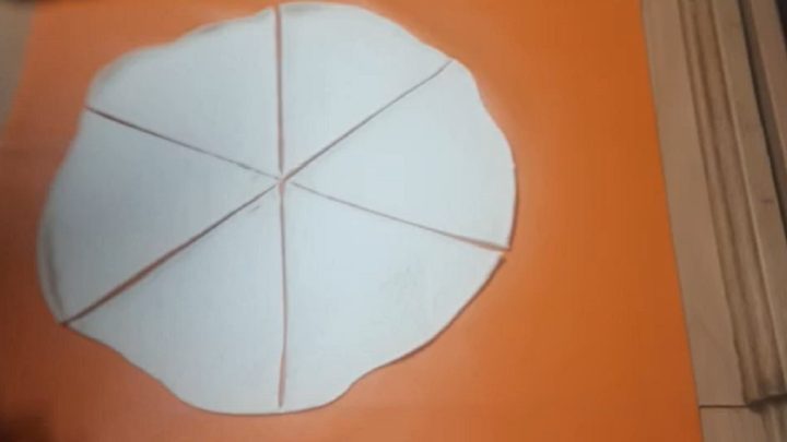 Domácí křupavé rohlíky z kynutého těsta