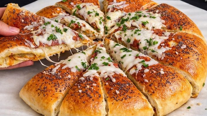 Slaný koláč se zeleninovou náplní Slaný koláč se zeleninovou náplní