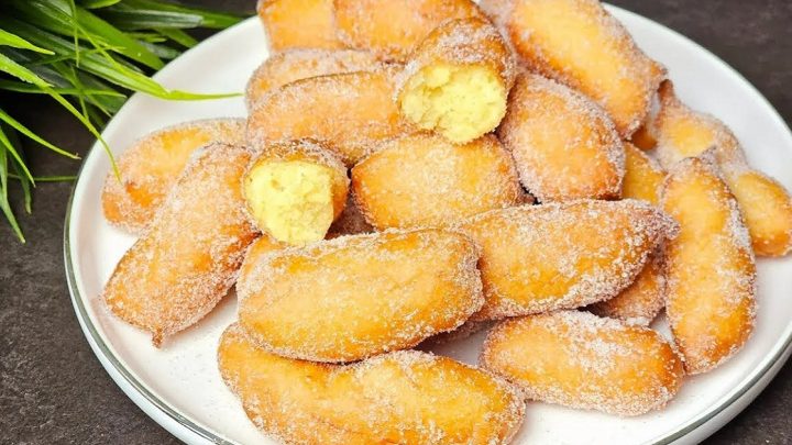 Smažené pomerančové obláčky s jogurtem Smažené pomerančové obláčky s jogurtem