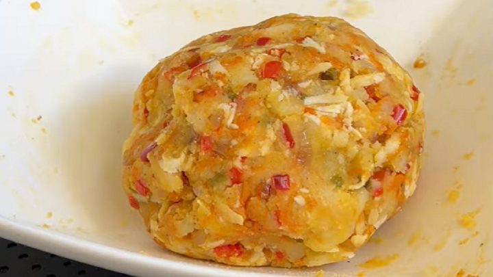 Slaný koláč se zeleninovou náplní