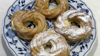 Klasické žloutkové věnečky s krémem