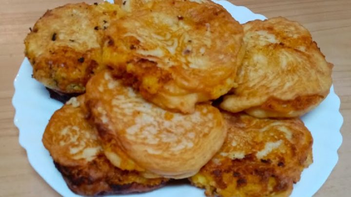 Turecké bramboráky se sýrem a kari