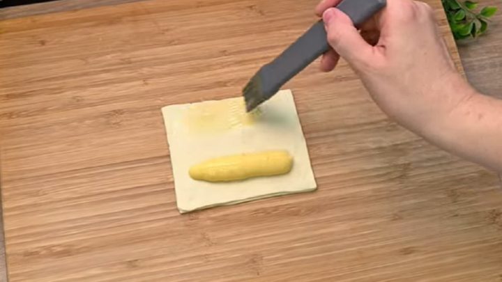 Rychlé pudinkové taštičky se skořicí