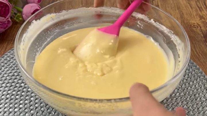 Rychlá citrónová buchta s kokosem