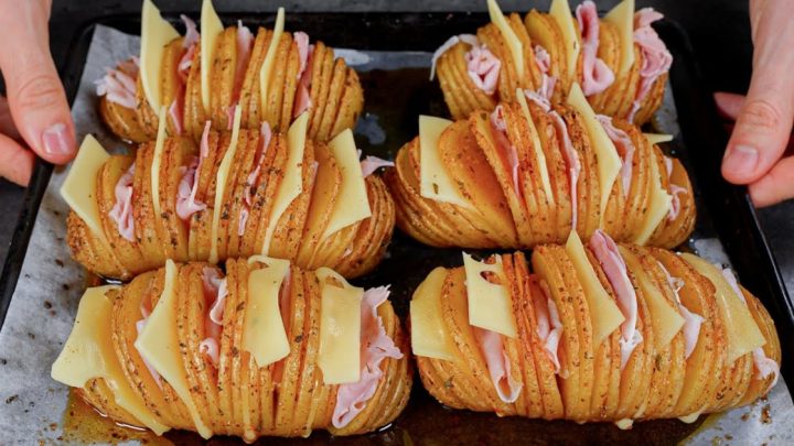 Bramborová harmonika plněná šunkou a sýrem