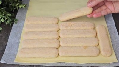 Buchta z listového těsta plněná pudinkem